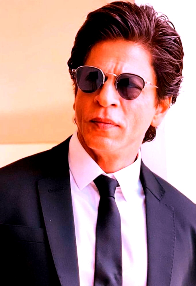 SRK To Host Birthday In Unique Way