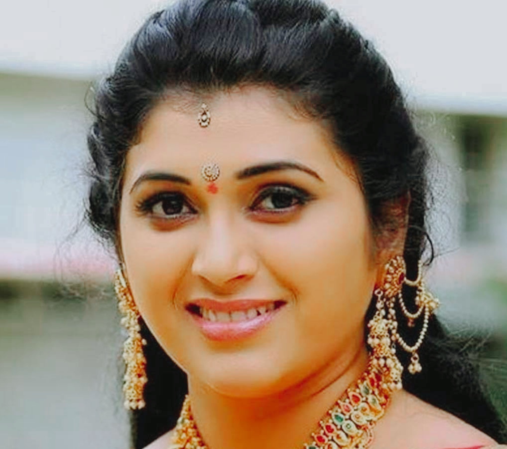 South Actress Pavithra Jayaram Died In Car Accident