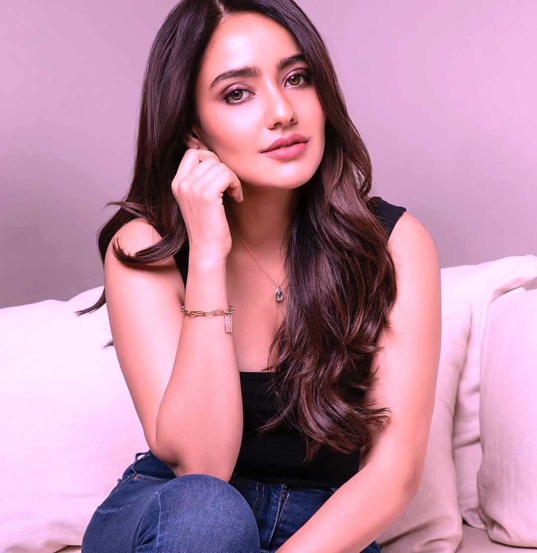 Neha Sharma Thanks For Supporting Her Father In Lok Sabha Election