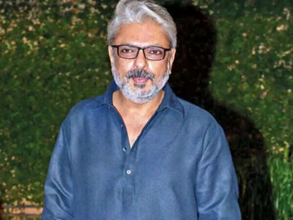 FIR Registered Against Sanjay Leela Bhansali for Alleged Misbehaviour During ‘Love & War’ Shoot