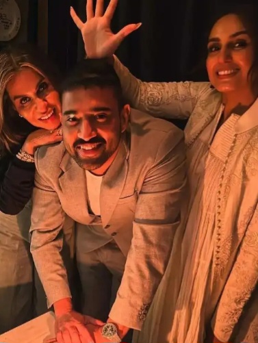 Did Really Huma Qureshi Gets Engaged To Rachit Singh