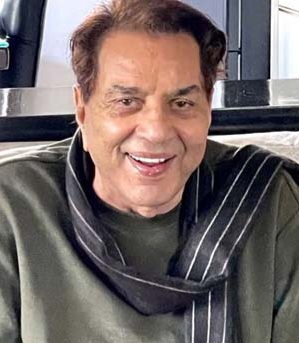 Dhurandhar Trailer Launch Postponed Due To DHARMENDRA’S I’ll Health And Delhi  Bomb Blast Incident