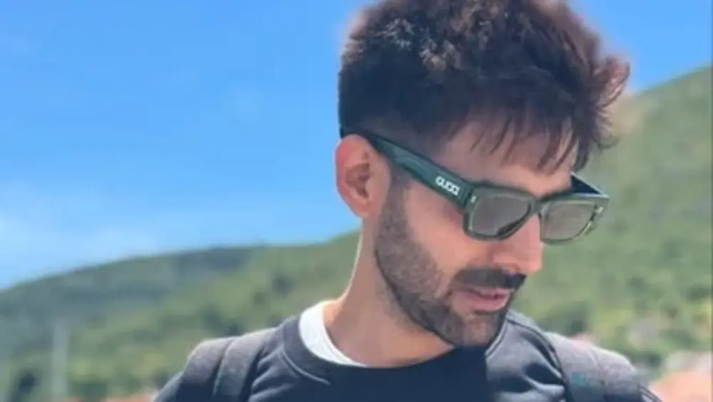 Kartik Aaryan Shares Hotel with Mystery Girl in Separate Rooms