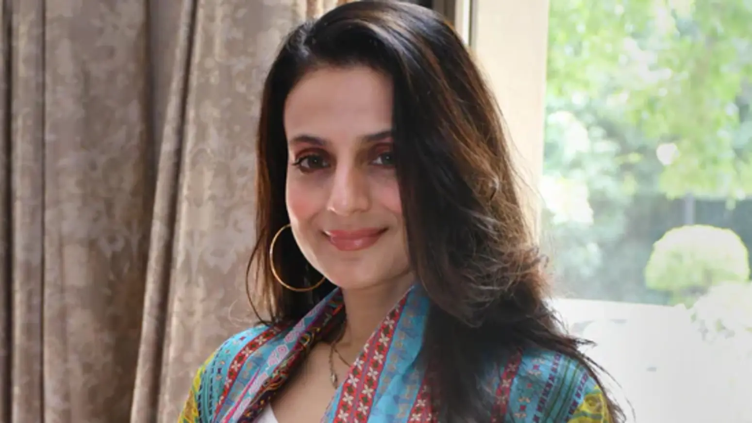 Ameesha Patel’s Flight Diverted Amid UAE Missile Strikes: “When Will War End?”