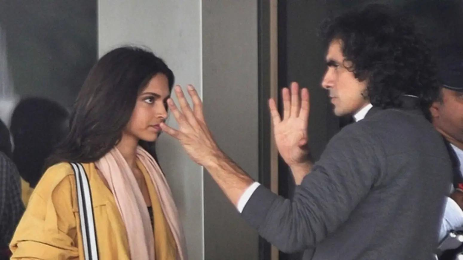 Imtiaz Ali Clarifies Deepika Padukone Comment, Says He Never Wanted To Upset Her