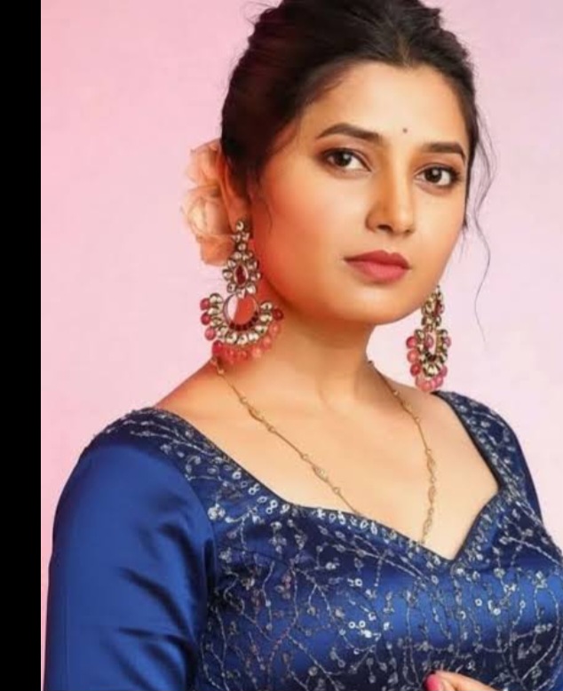 Marathi Actress Prajakta Mali At 2026 Cannes