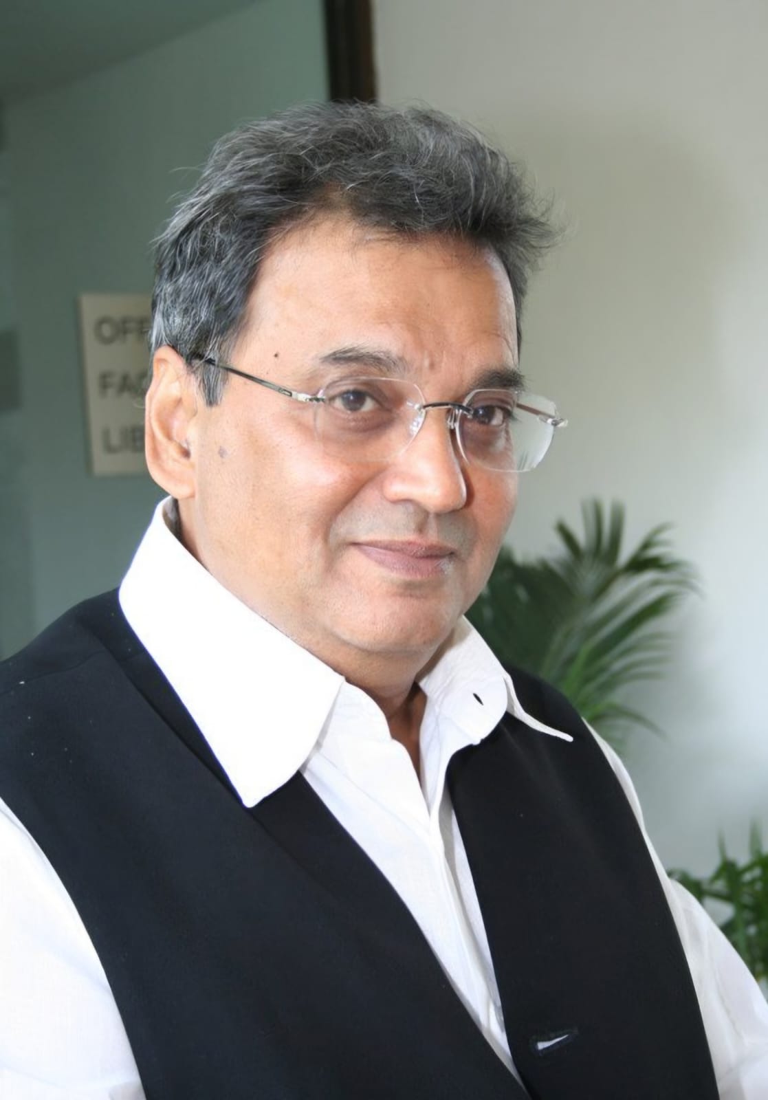 SUBHASH GHAI IS RETURNING AS CO PRODUCER OF KHALNAYAK 2